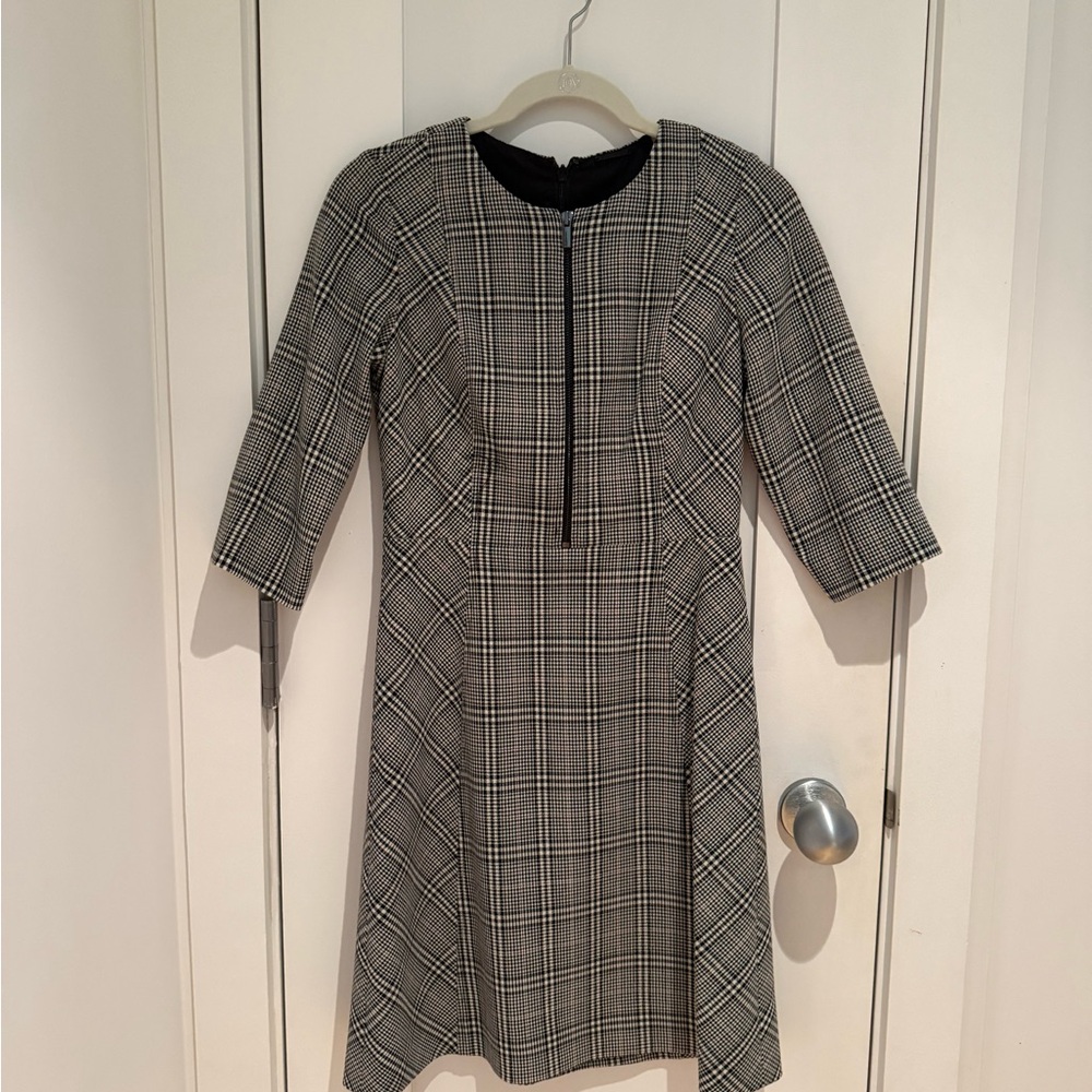 Elie Tahari Black and White Checkered Long Sleeve Dress